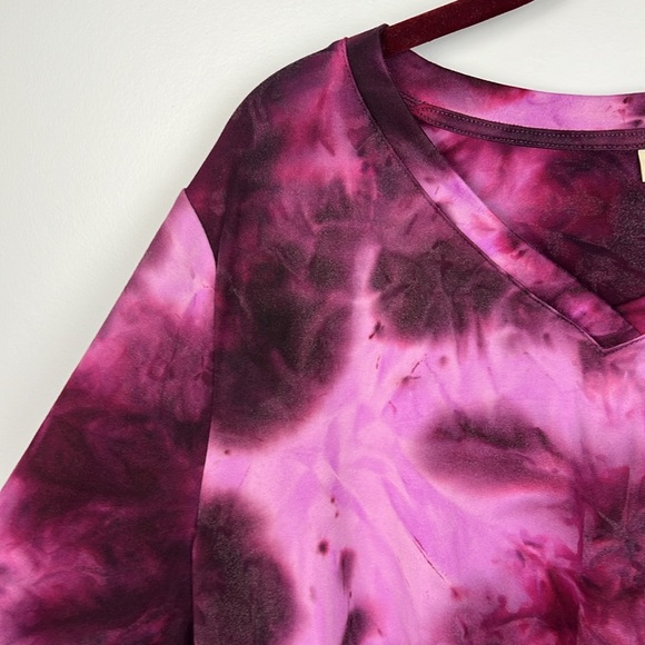 LOGO Lounge NWT women’s large purple cozy velour long sleeve tunic - Picture 2 of 9